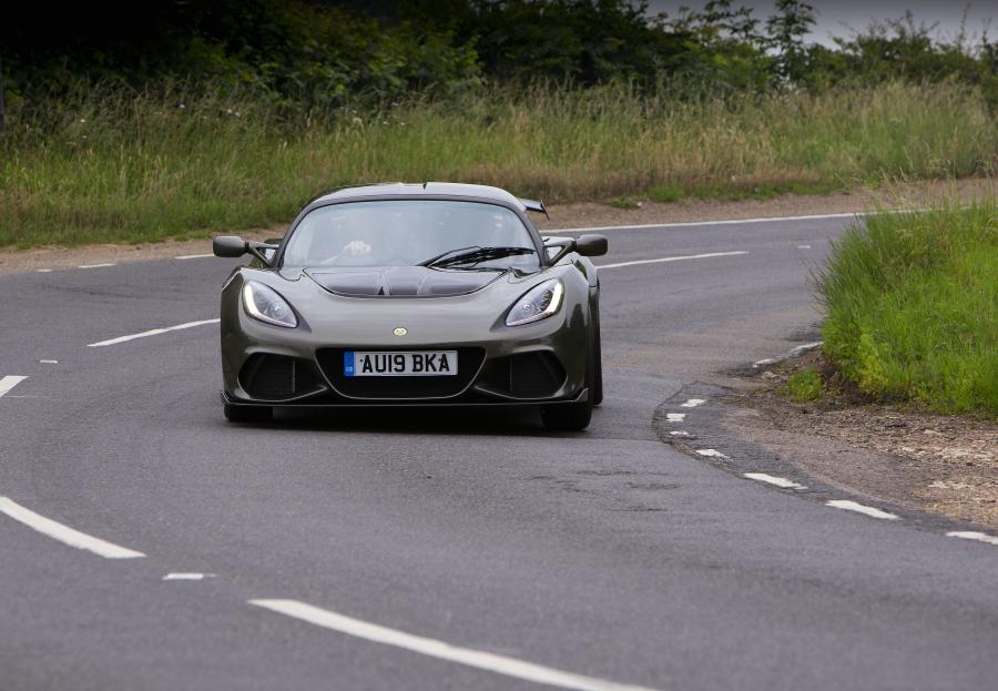  Lotus Exige Sport 410 2018 года  (UK) (фото 40 из 45)